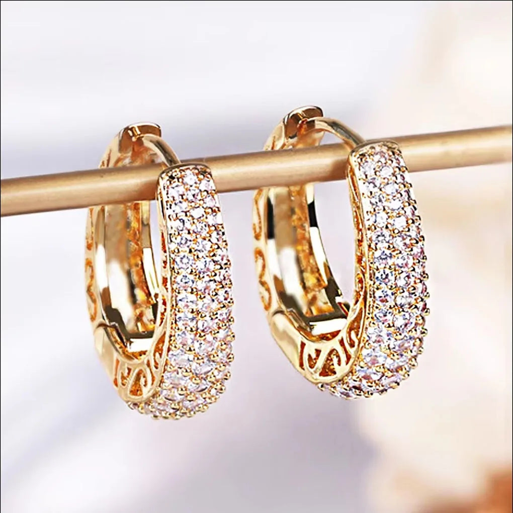Luxe Dazzle – Gold Hoop Earrings