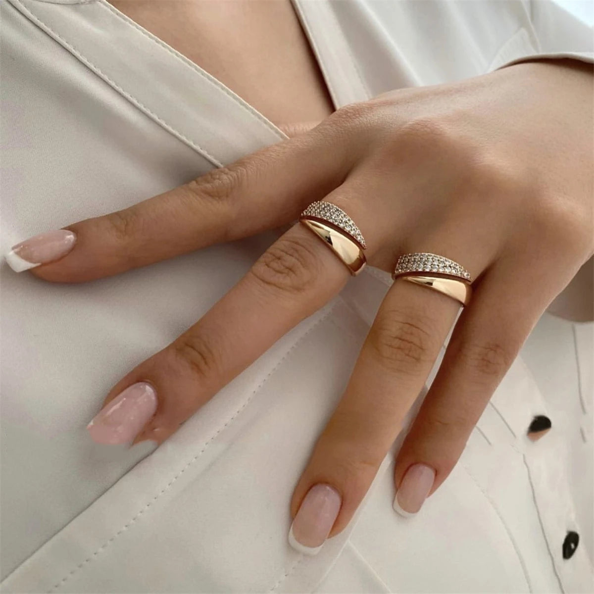 Celeste – Adjustable Zircon Copper Ring