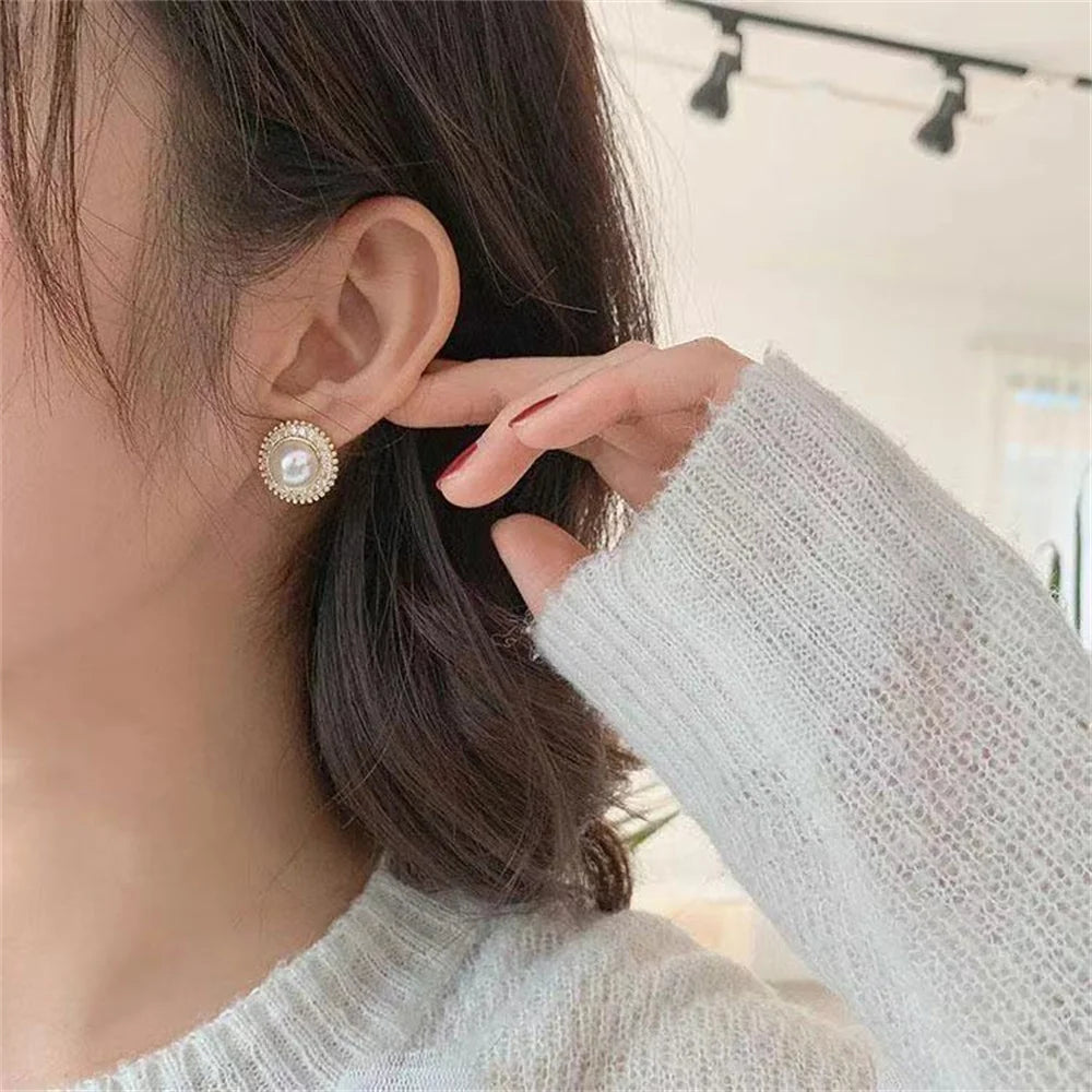 Aurora – Imitation Pearl Round Stud Earrings with Crystal Accent