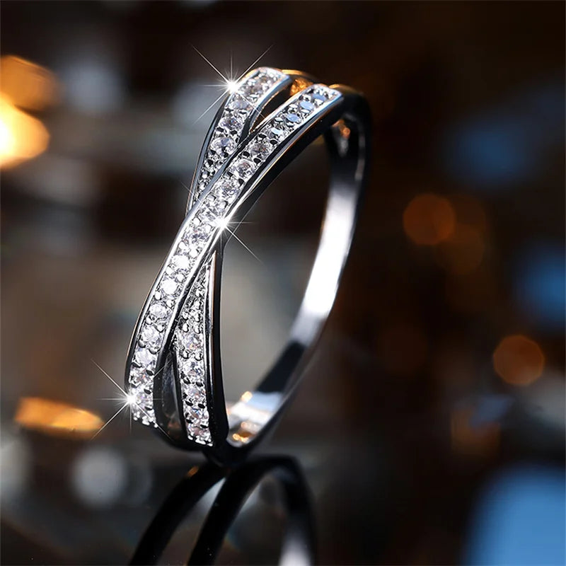 Eterna – Minimalist Stacking Cross Wedding Band