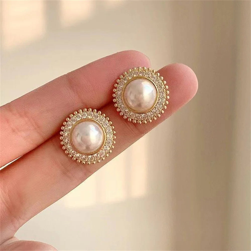 Aurora – Imitation Pearl Round Stud Earrings with Crystal Accent