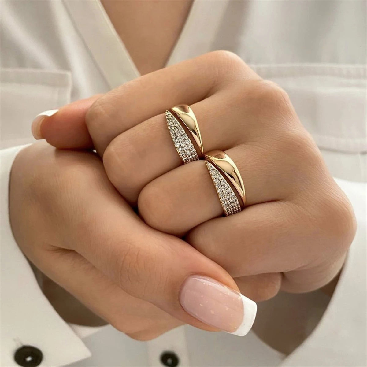 Celeste – Adjustable Zircon Copper Ring