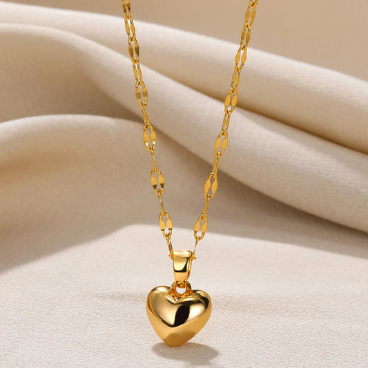 Amore – Love Heart Pendant Necklace