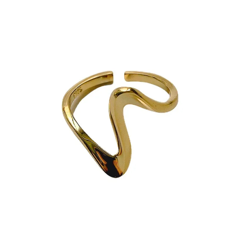 Vega – Geometric Wave Adjustable Ring
