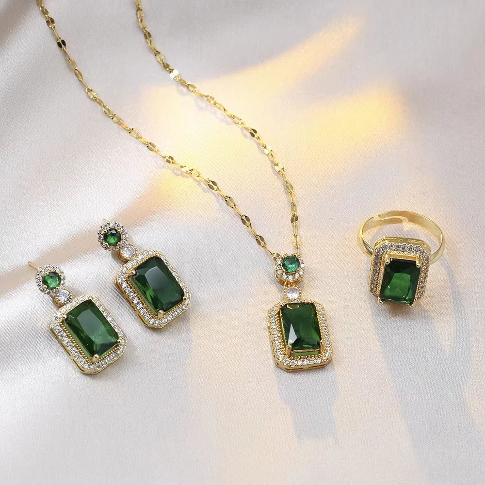 Solara – Classic Women's Three-Piece Jewelry Set